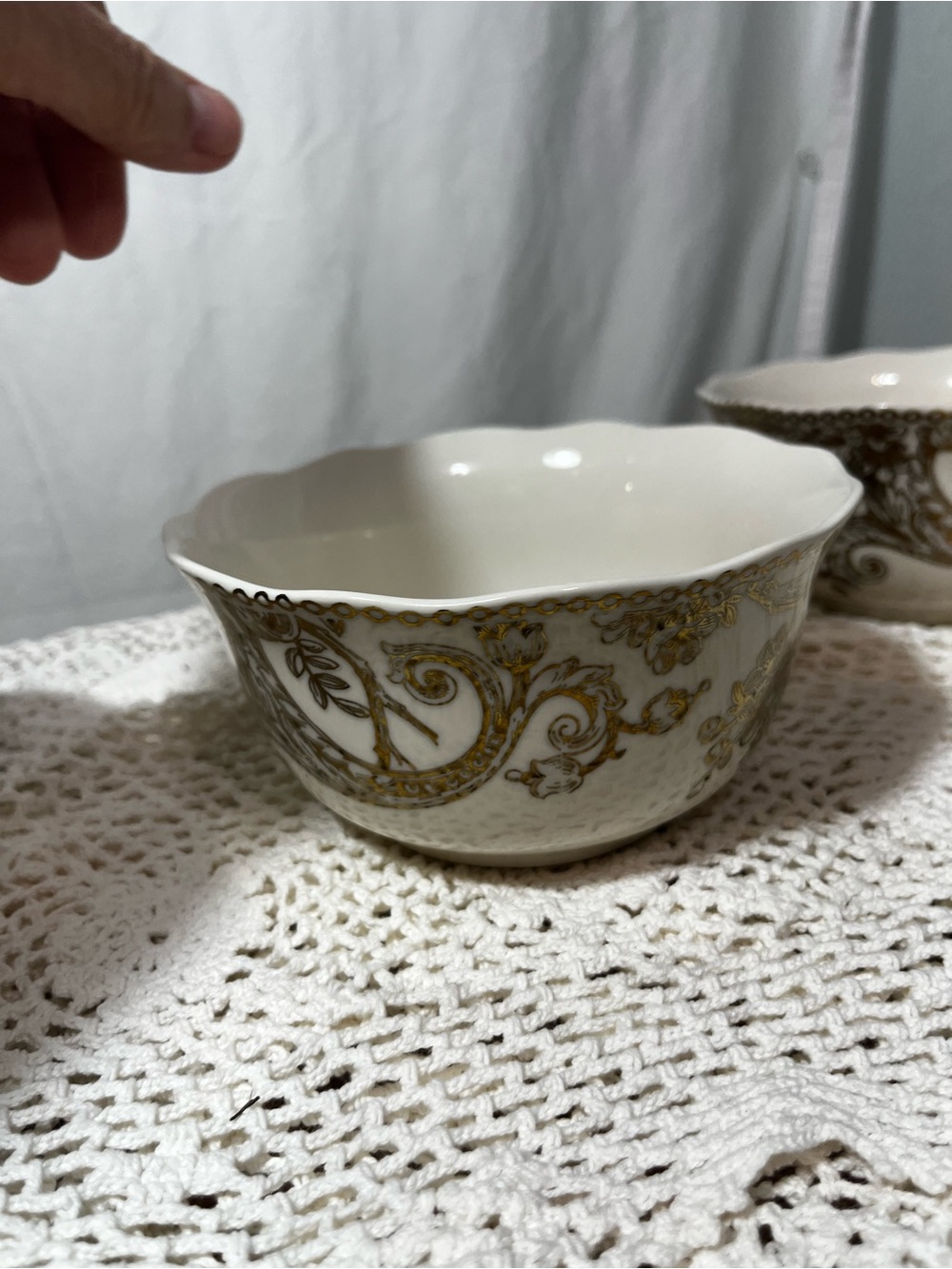 222 Fifth Adelaide Bowl Set of 4 Gold Silver Fine China Floral Bird Cereal Bowls - Picture 12 of 16